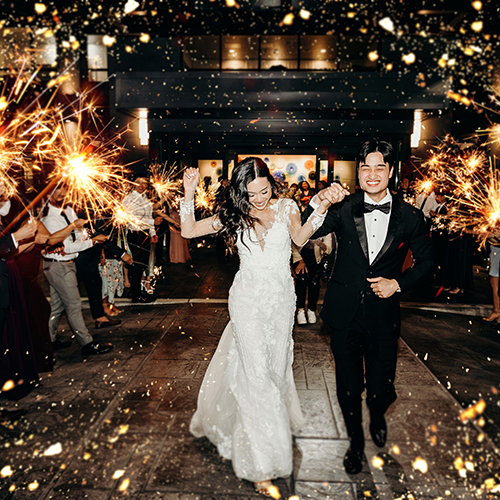 sparkler couple